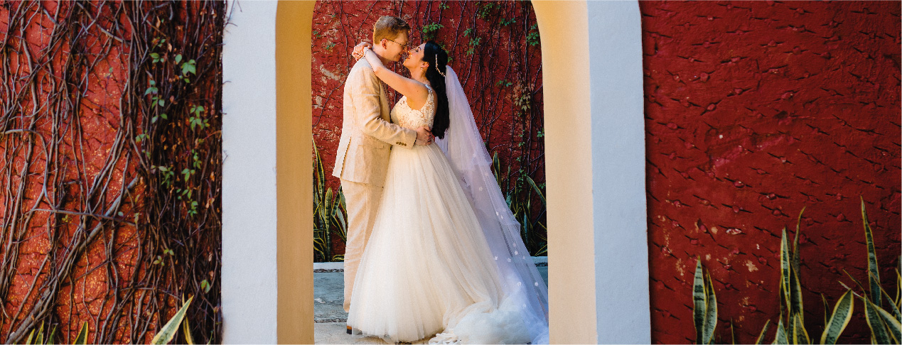 Pareja en boda, foto de portada El Candil